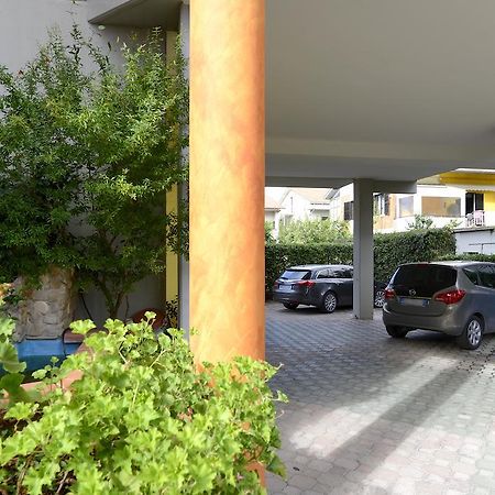 Hotel Residence Margherita Tortoreto Екстер'єр фото